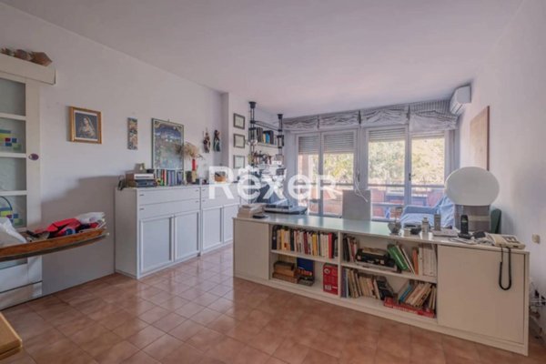 appartamento in vendita a Roma in zona Ostiense