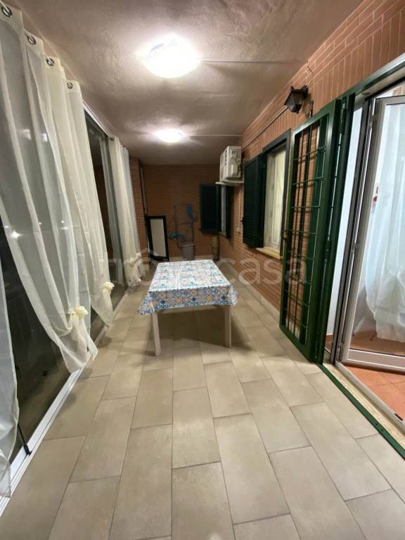 appartamento in vendita a Roma in zona Castelverde