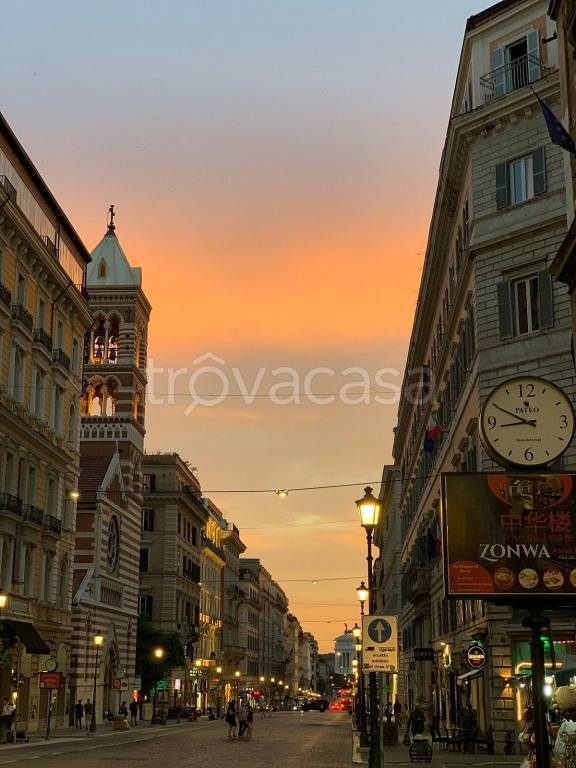 appartamento in vendita a Roma in zona Rione Monti/Campitelli