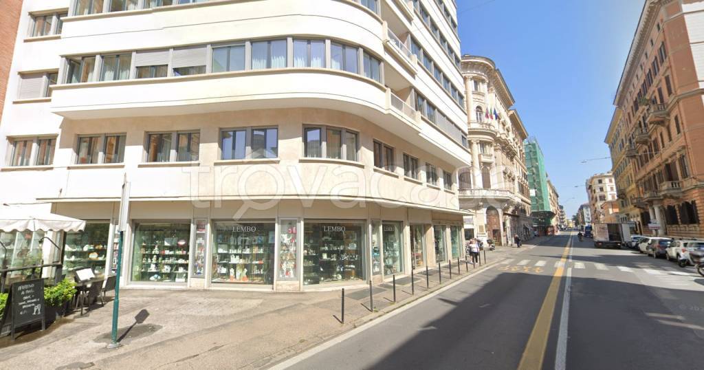 negozio in vendita a Roma in zona Ludovisi/Sallustiano