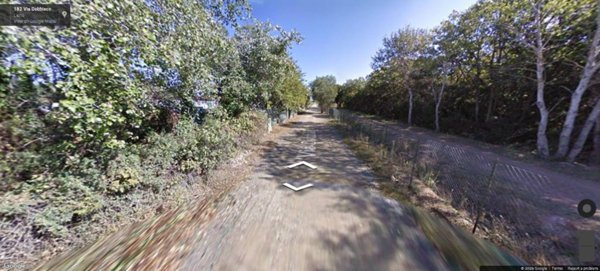 locale commerciale in vendita a Roma in zona Infernetto