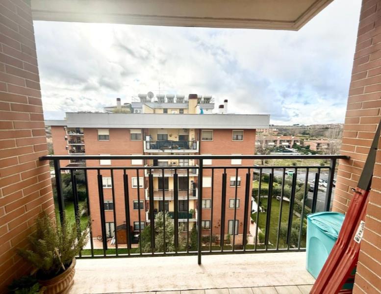 appartamento in vendita a Roma in zona Ponte Mammolo