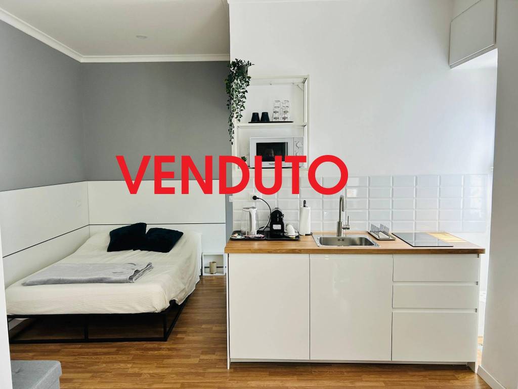 appartamento in vendita a Roma in zona Appio Claudio