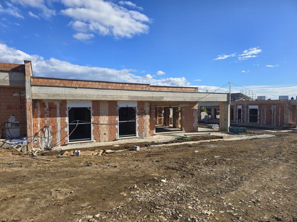 casa indipendente in vendita a Roma in zona Finocchio