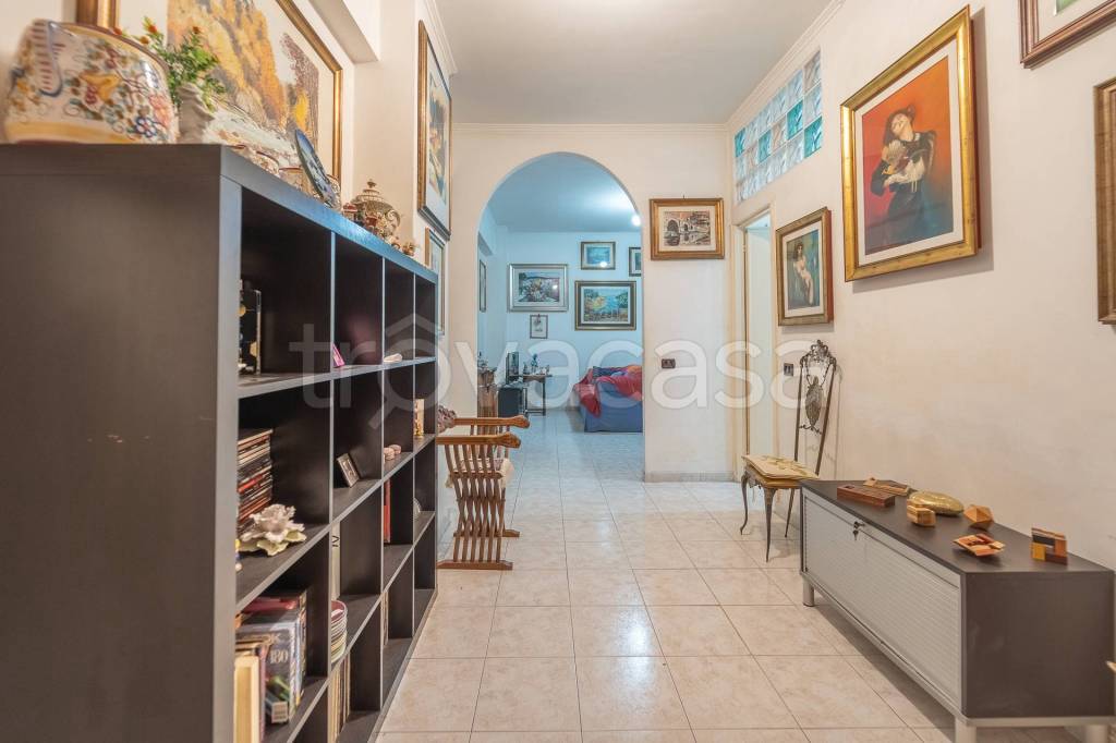 appartamento in vendita a Roma in zona Ostiense