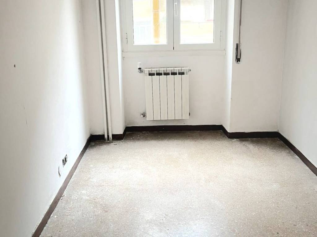 appartamento in vendita a Roma in zona Ostiense