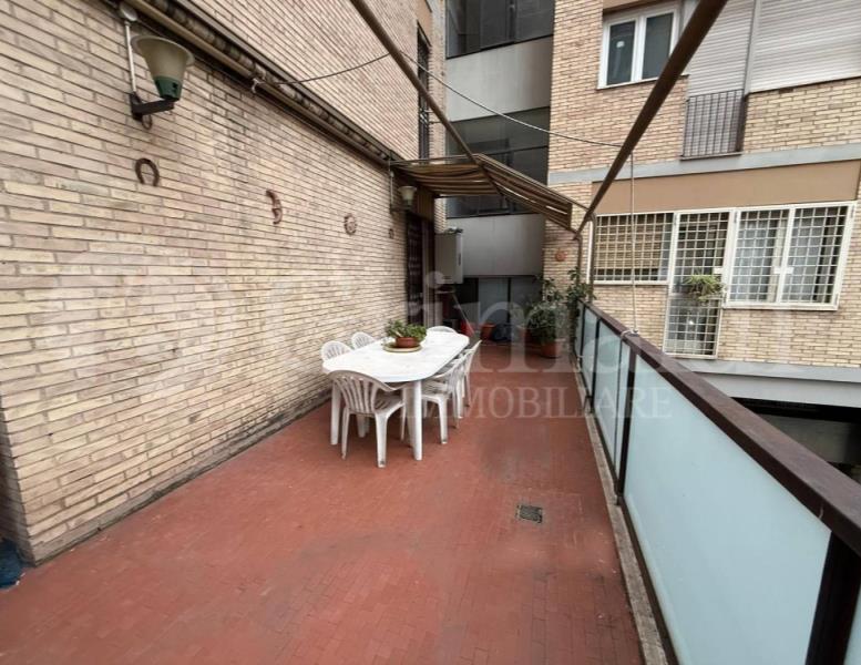 appartamento in vendita a Roma in zona Ostiense