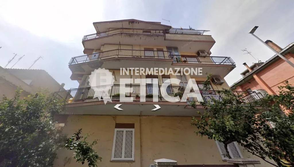 monolocale in vendita a Roma in zona Tomba di Nerone