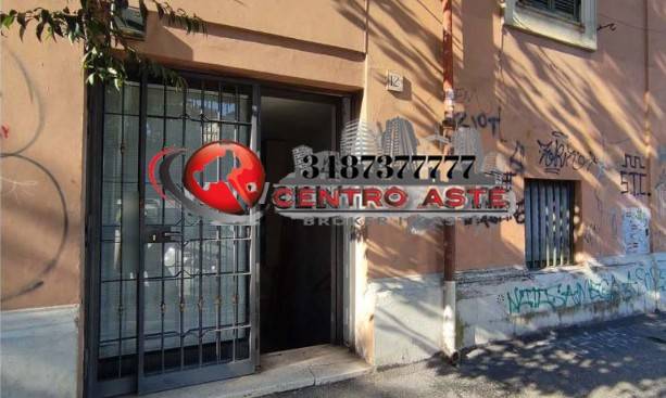 negozio in vendita a Roma in zona Prenestino-Labicano