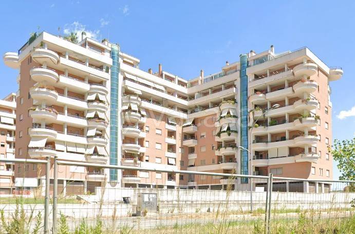 appartamento in vendita a Roma in zona Acilia