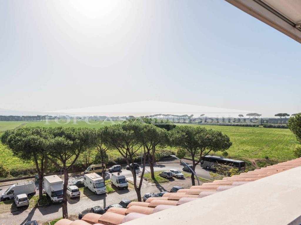 appartamento in vendita a Roma in zona Appio Claudio