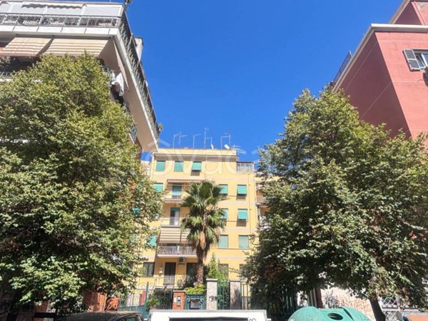 appartamento in vendita a Roma in zona Appio Claudio