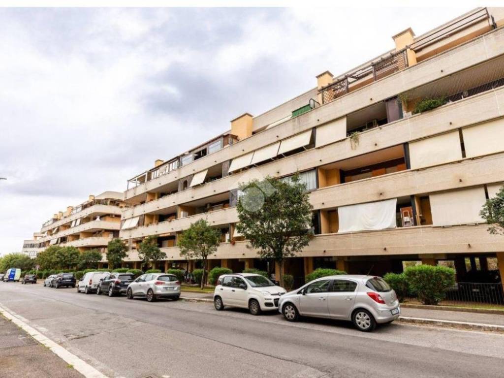 appartamento in vendita a Roma in zona Dragona/Bagnoletto