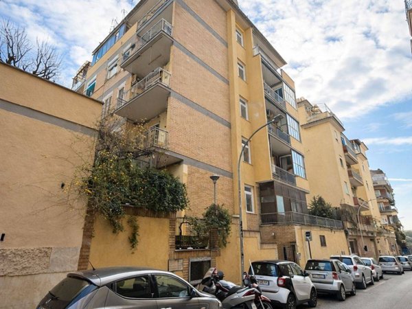 appartamento in vendita a Roma in zona Monte Sacro/Talenti