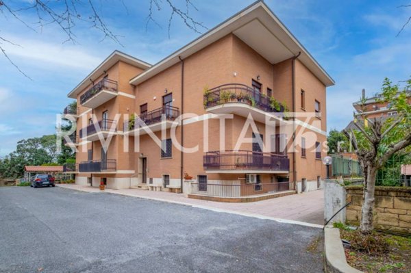 appartamento in vendita a Roma in zona Portuense