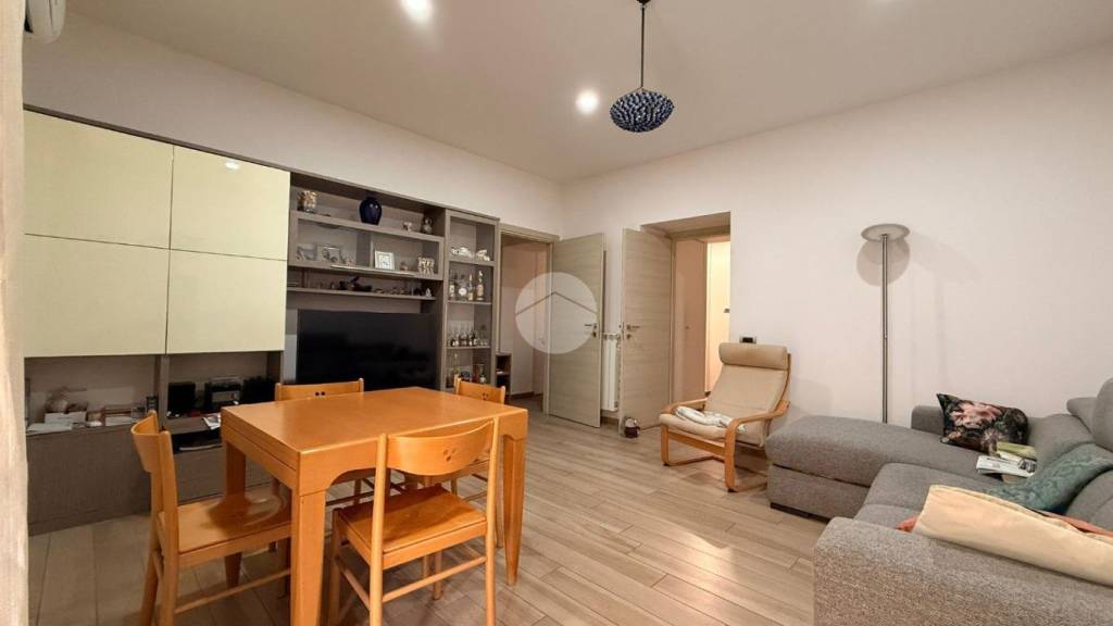 appartamento in vendita a Roma in zona Tuscolano