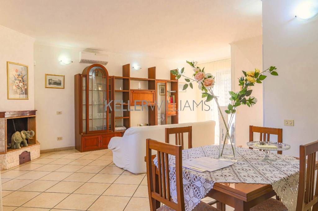 casa indipendente in vendita a Roma in zona Casalotti