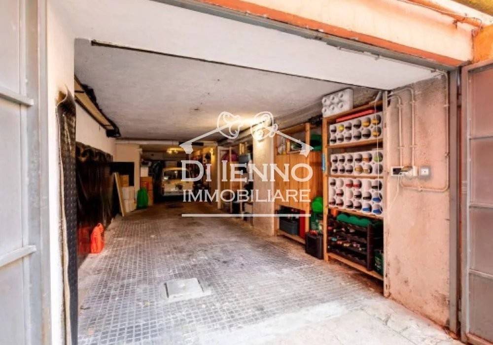 appartamento in vendita a Roma in zona Tor di Quinto