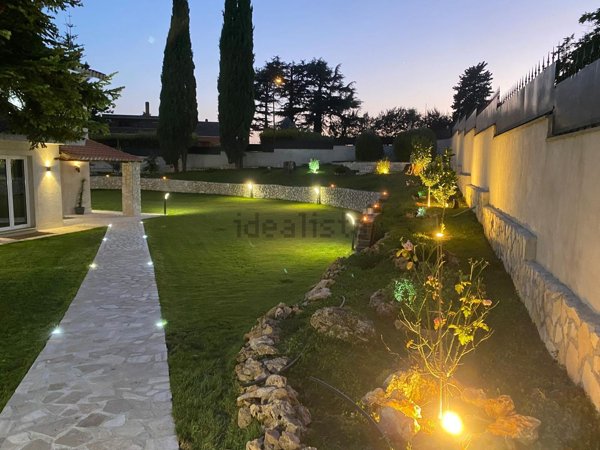 casa indipendente in vendita a Roma in zona Olgiata