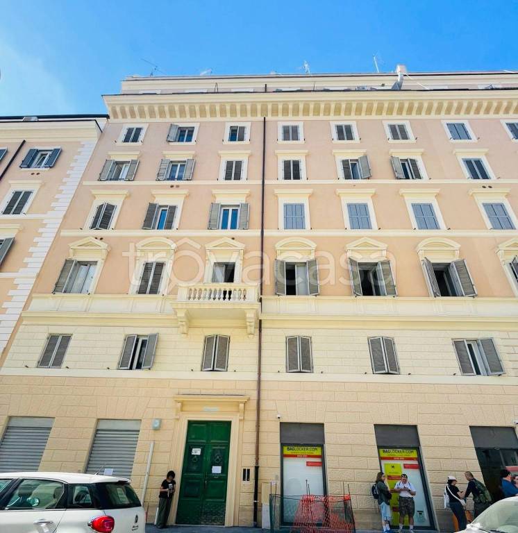 appartamento in vendita a Roma in zona Esquilino