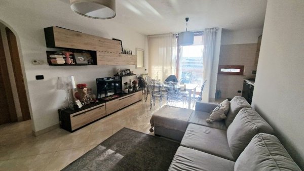 appartamento in vendita a Roma in zona Giardini di Corcolle