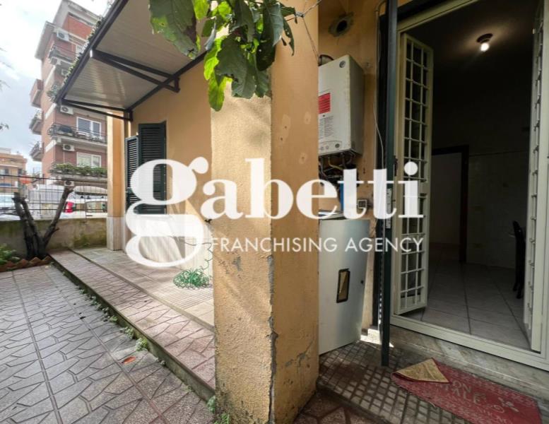 appartamento in vendita a Roma in zona Prenestino-Centocelle