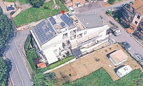 appartamento in vendita a Roma in zona Valle Muricana