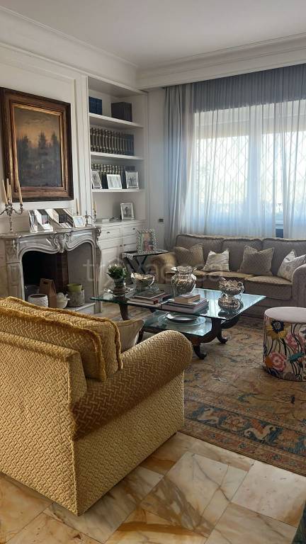 appartamento in vendita a Roma in zona Tor di Quinto