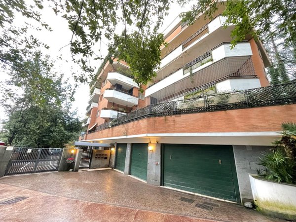 appartamento in vendita a Roma in zona Della Vittoria