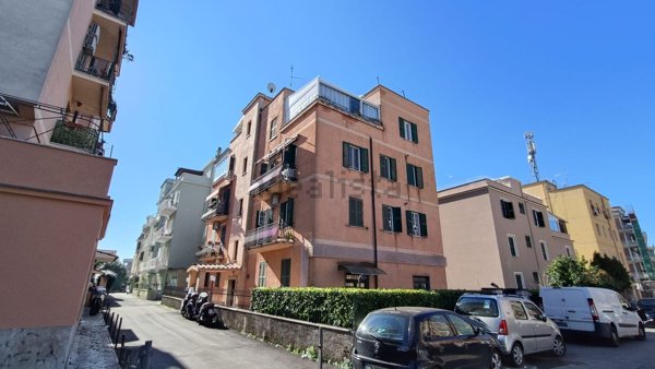 appartamento in vendita a Roma in zona Prenestino-Centocelle