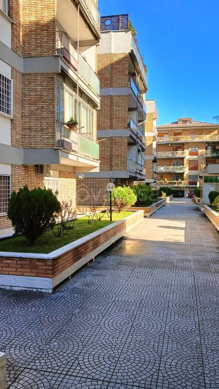 appartamento in vendita a Roma in zona Monte Sacro/Talenti