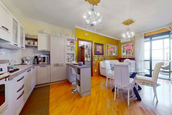 appartamento in vendita a Roma in zona Tor Cervara