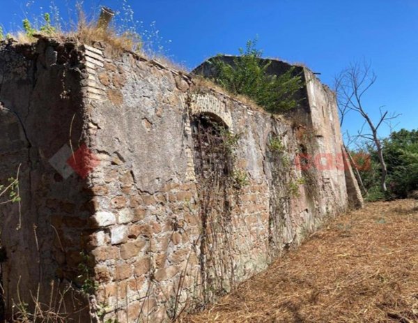 casale in vendita a Roma