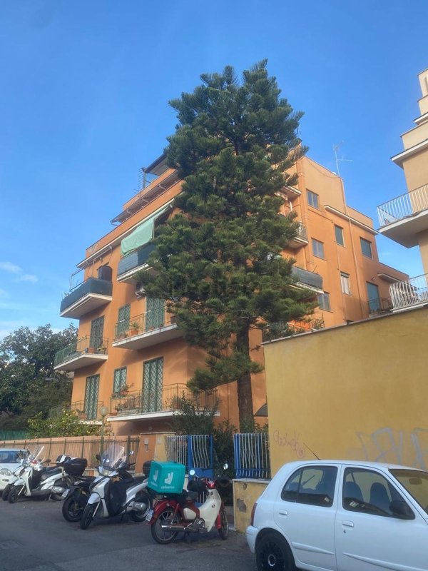 appartamento in vendita a Roma in zona Primavalle
