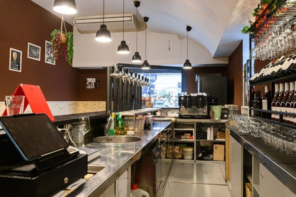 negozio in vendita a Roma in zona Gianicolense