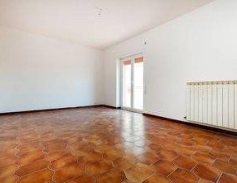 appartamento in vendita a Roma in zona Colle Prenestino