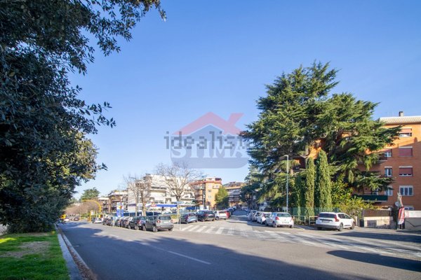 appartamento in vendita a Roma in zona Gianicolense