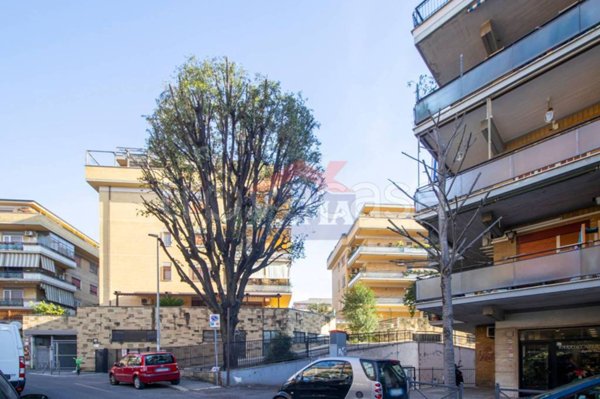 appartamento in vendita a Roma in zona Gianicolense