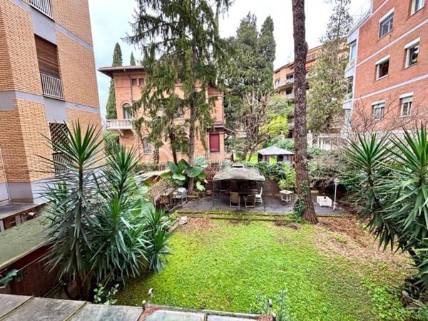 appartamento in vendita a Roma in zona Monte Sacro/Talenti