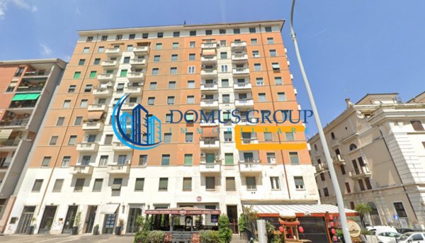 appartamento in vendita a Roma in zona Appio Latino