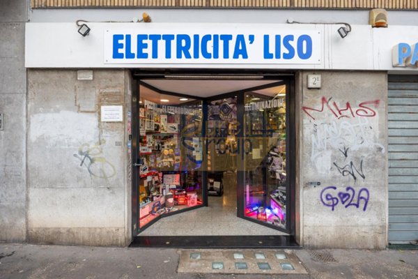 appartamento in vendita a Roma in zona Appio Latino