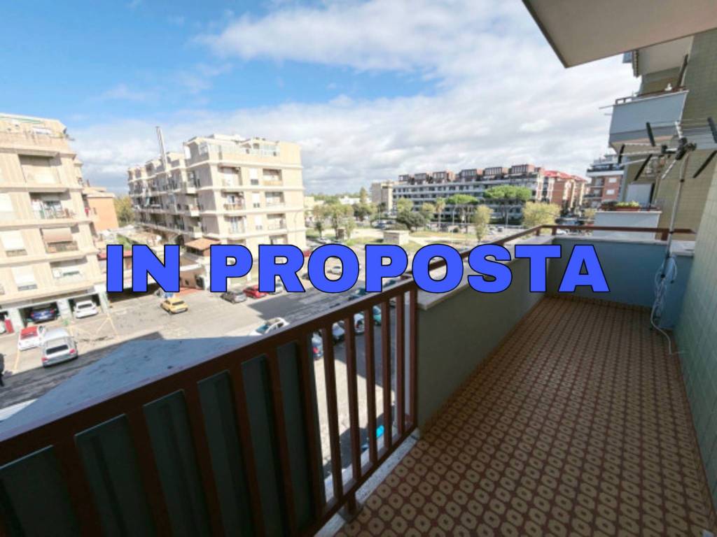 appartamento in vendita a Roma in zona Ostia