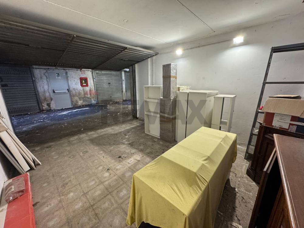 locale di sgombero in vendita a Roma in zona Tor Vergata/Torrenova