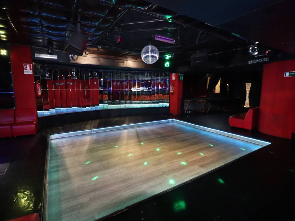 negozio in vendita a Roma in zona Monte Sacro/Talenti