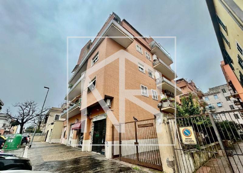 appartamento in vendita a Roma in zona Prenestino-Centocelle