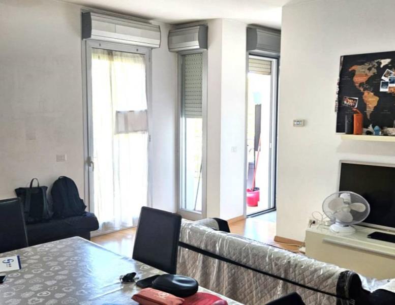 appartamento in vendita a Roma in zona Ostiense