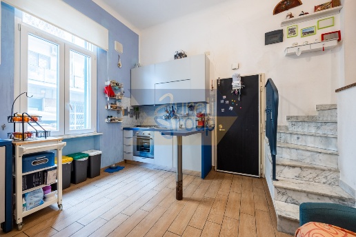 appartamento in vendita a Roma in zona Appio Latino