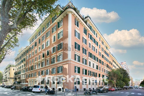 appartamento in vendita a Roma in zona Della Vittoria