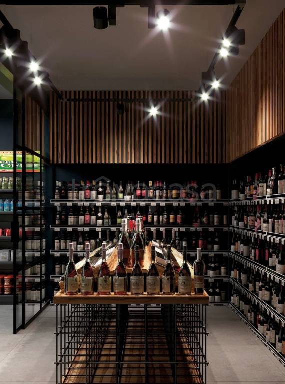 negozio in vendita a Roma in zona Centro Storico