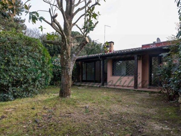 casa indipendente in vendita a Roma in zona Olgiata
